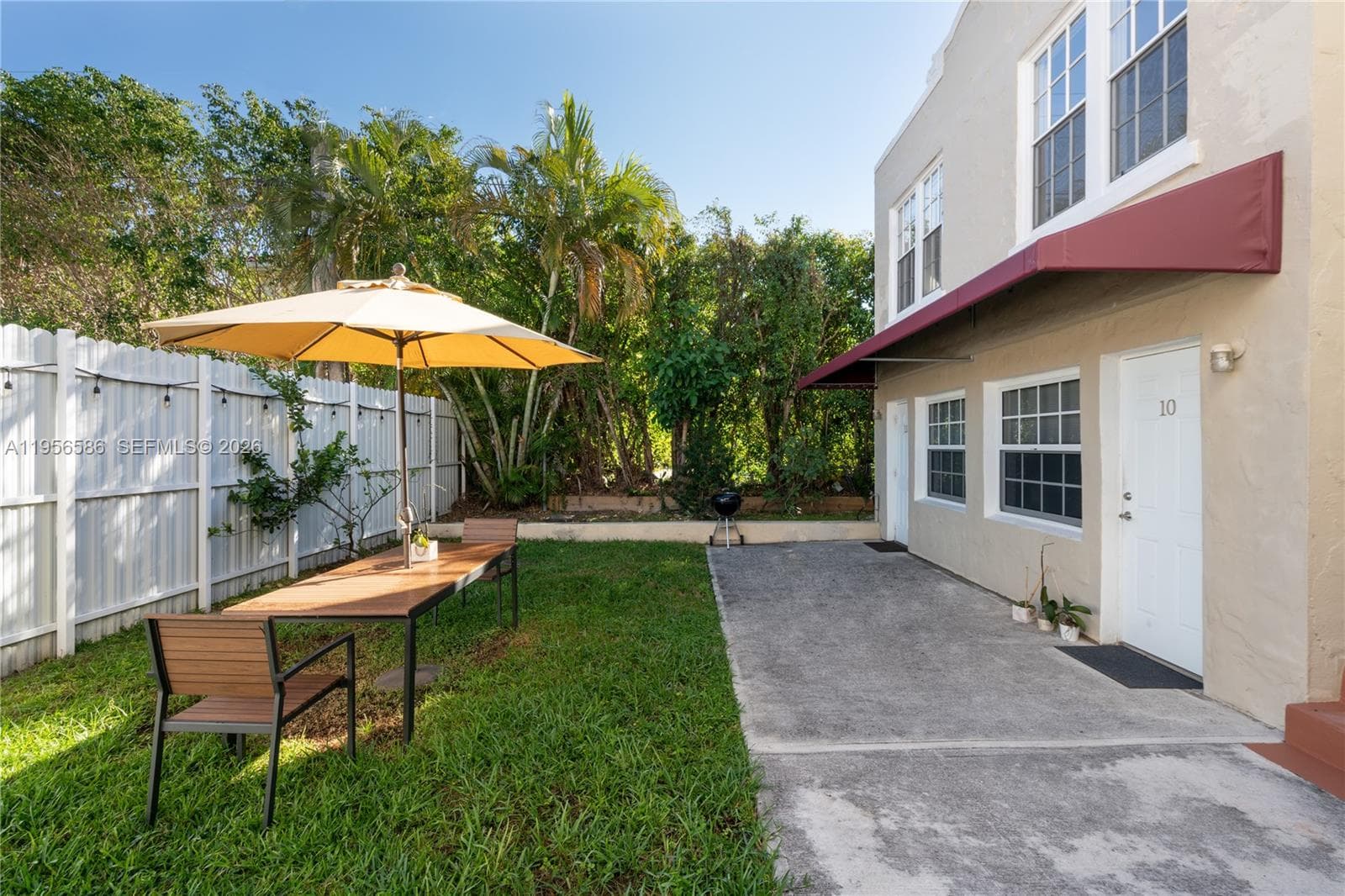 A11956586 — Miami Beach — 15