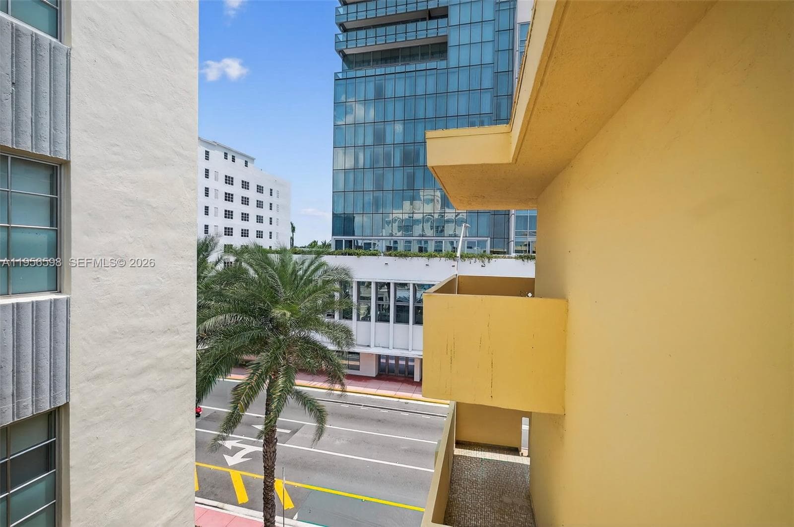 A11956598 — Miami Beach — 16