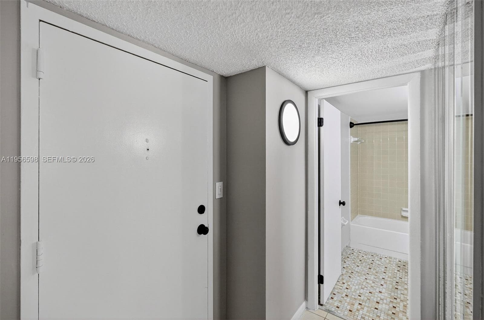 A11956598 — Miami Beach — 22