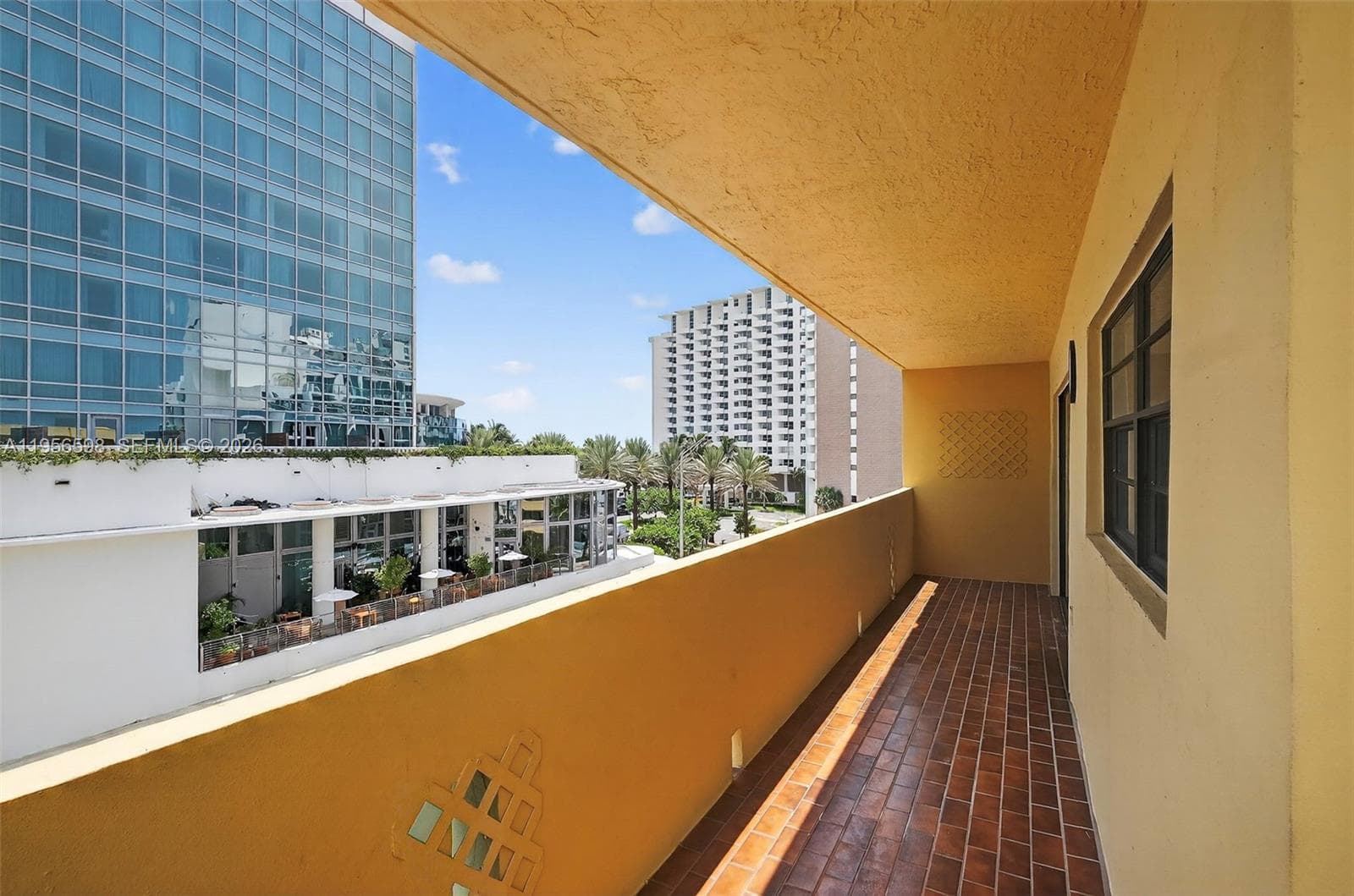 A11956598 — Miami Beach — 7