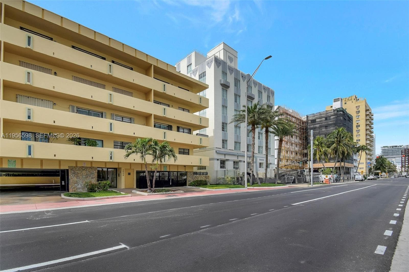 A11956598 — Miami Beach — 36