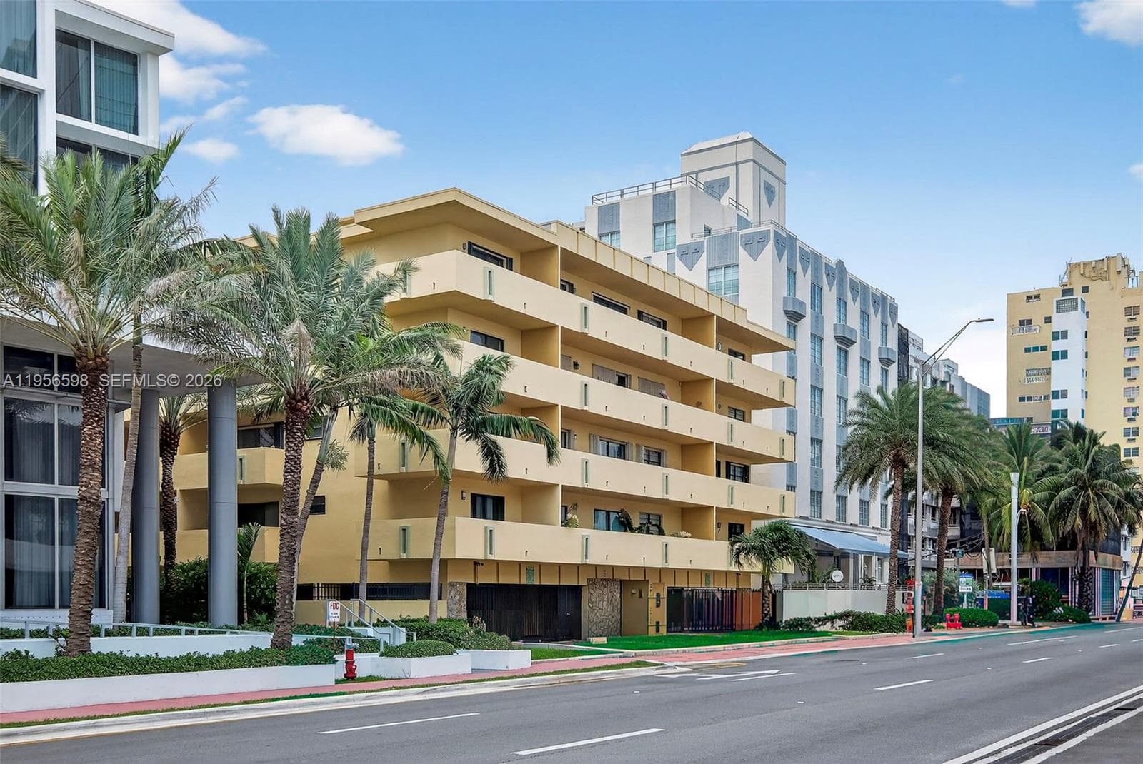 A11956598 — Miami Beach — 34