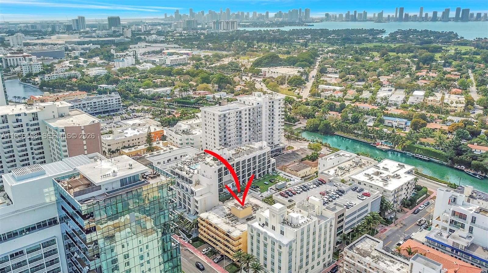 A11956598 — Miami Beach — 41