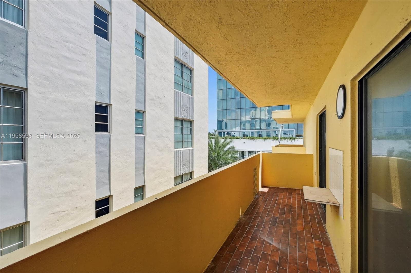 A11956598 — Miami Beach — 15