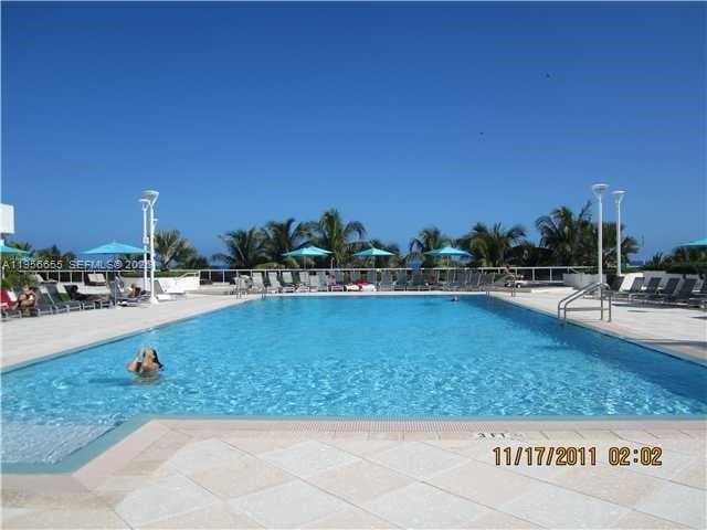 A11956655 — Miami Beach — 22