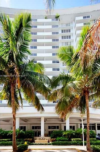 A11956655 — Miami Beach — 36