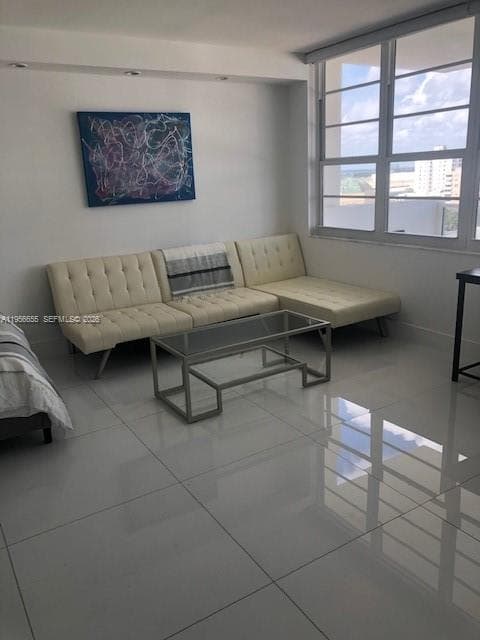 A11956655 — Miami Beach — 5
