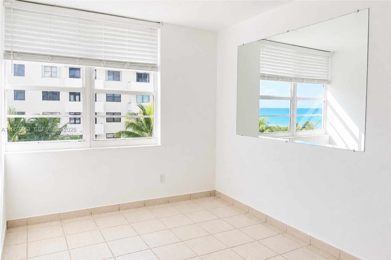 A11957443 — Miami Beach — 7