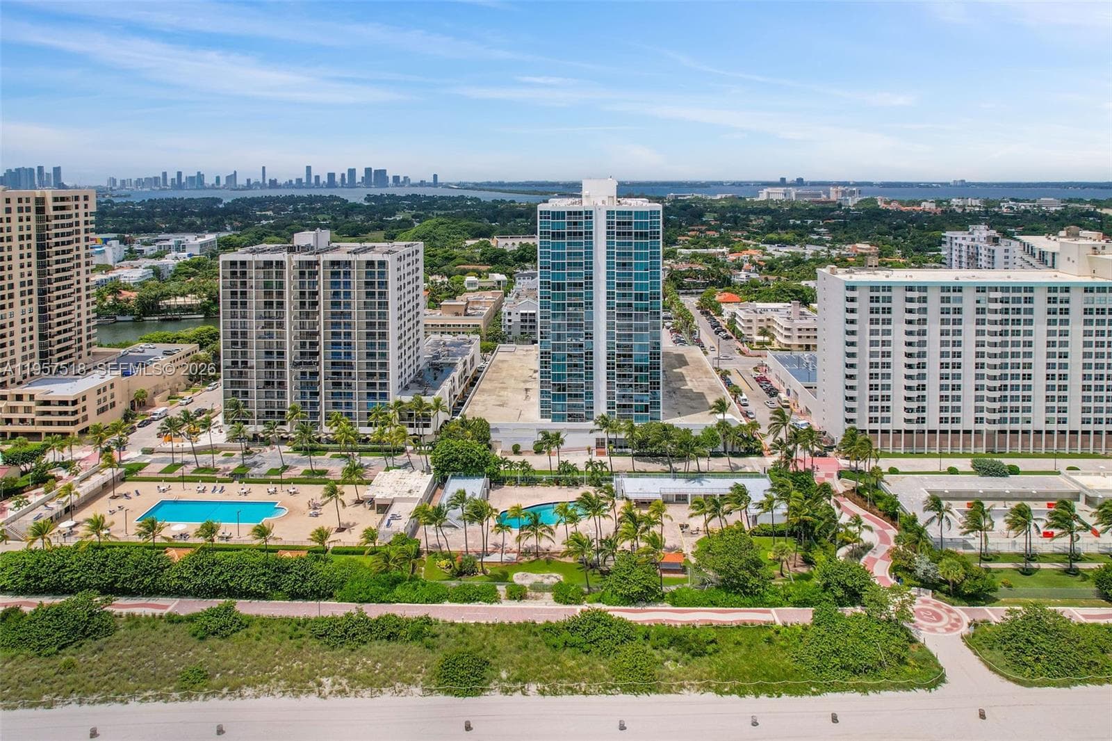 A11957518 — Miami Beach — 16