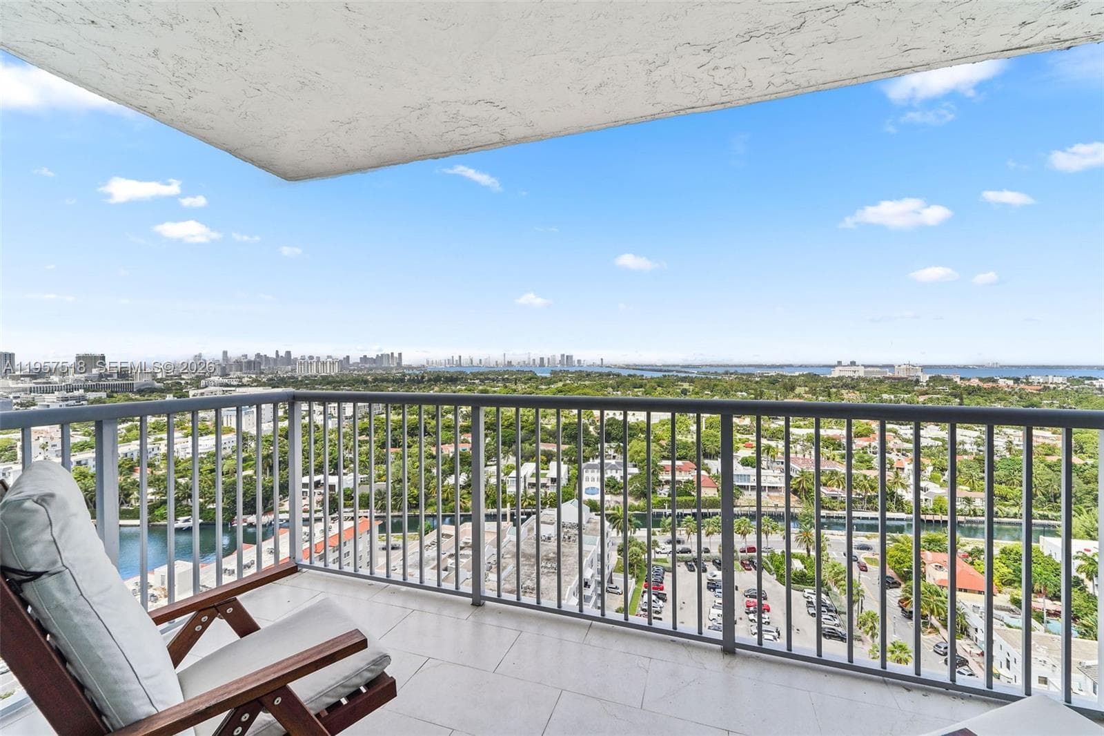 A11957518 — Miami Beach — 14