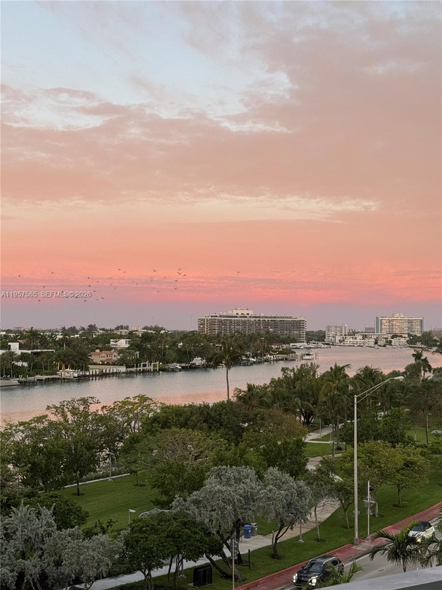 A11957565 — Miami Beach — 4