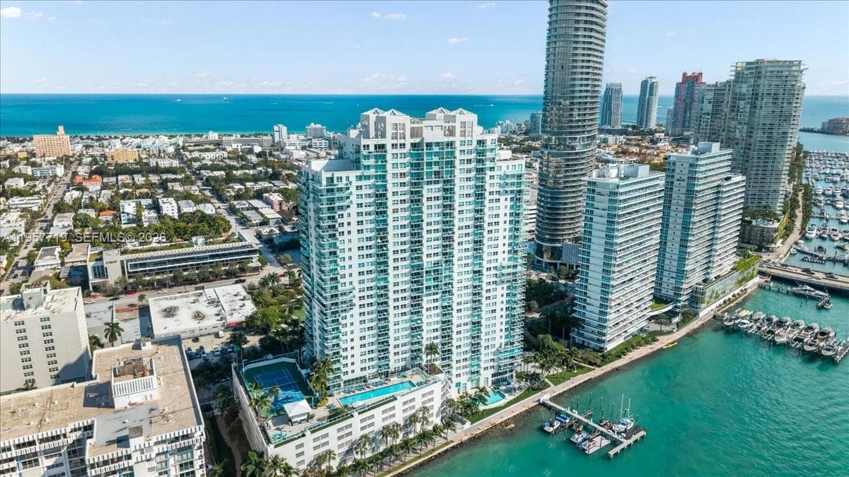 A11957719 — Miami Beach — 3