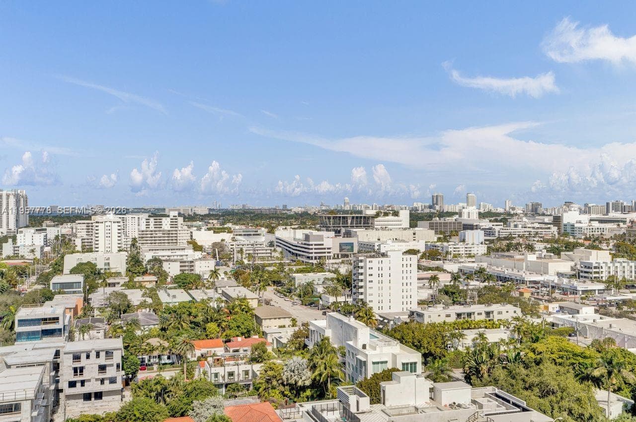 A11957778 — Miami Beach — 17
