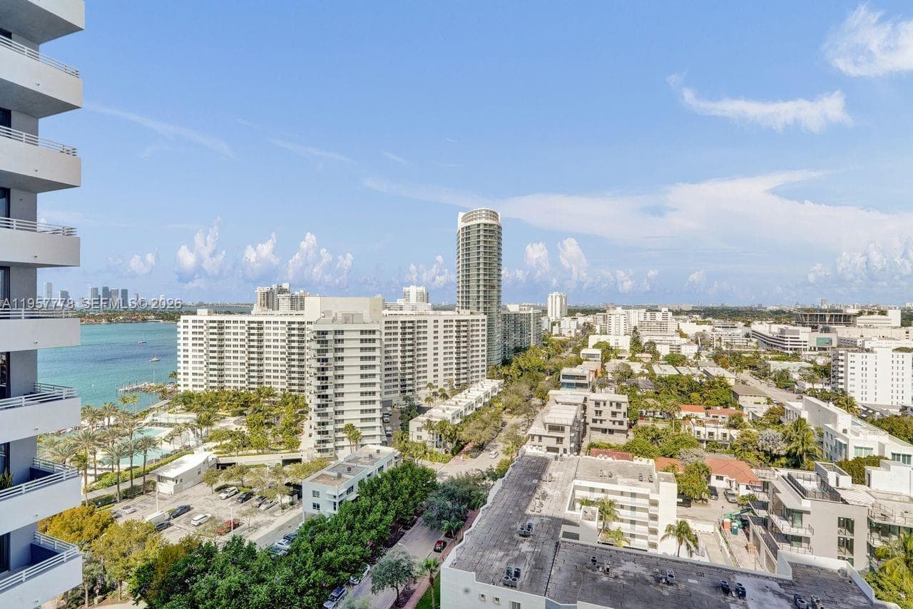 A11957778 — Miami Beach — 16