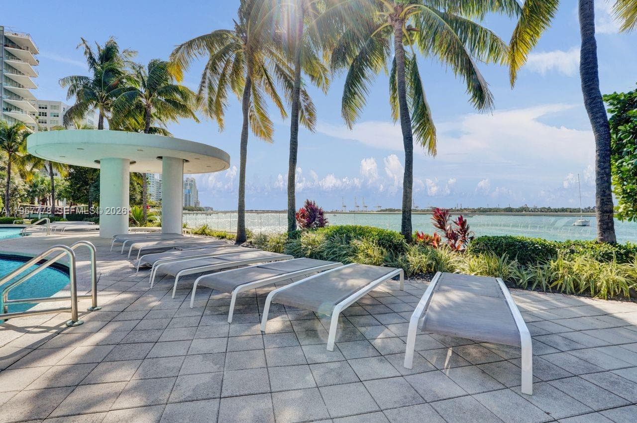 A11957778 — Miami Beach — 45