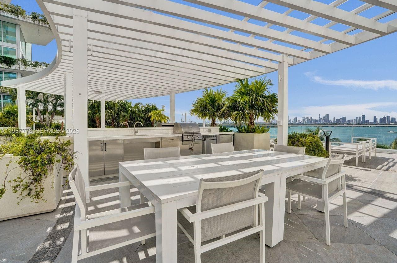 A11957778 — Miami Beach — 55