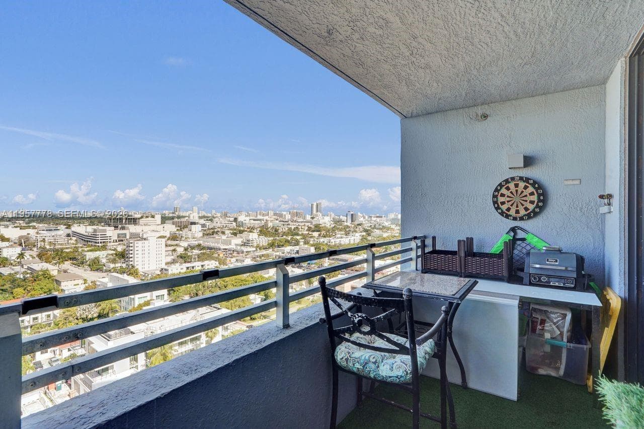 A11957778 — Miami Beach — 35