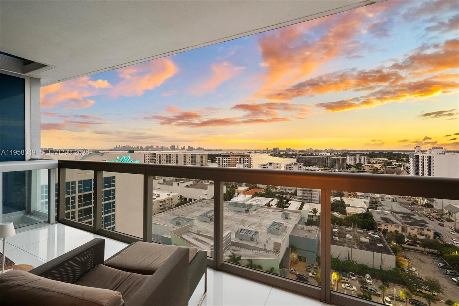 A11958049 — Miami Beach — 12