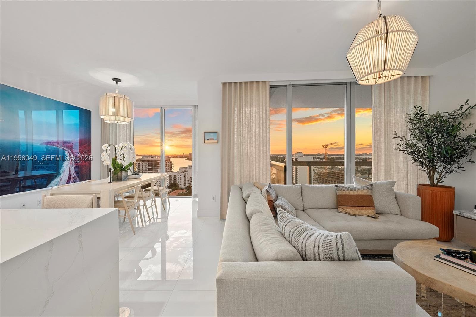 A11958049 — Miami Beach — 3