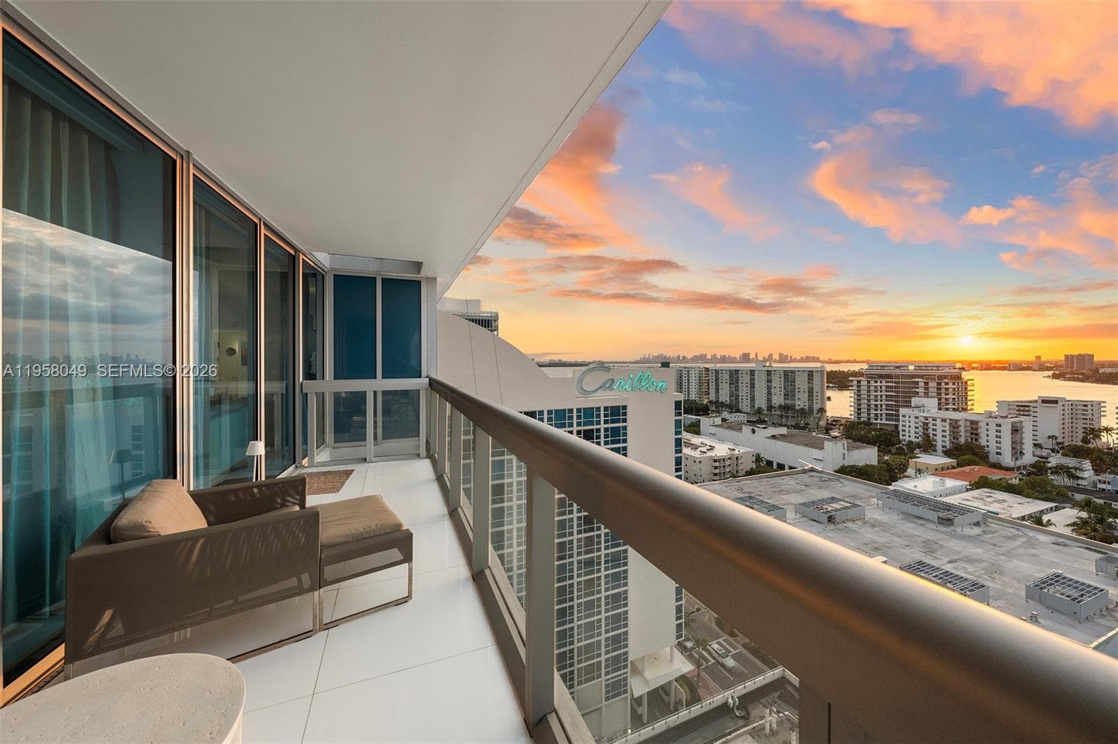 A11958049 — Miami Beach — 25