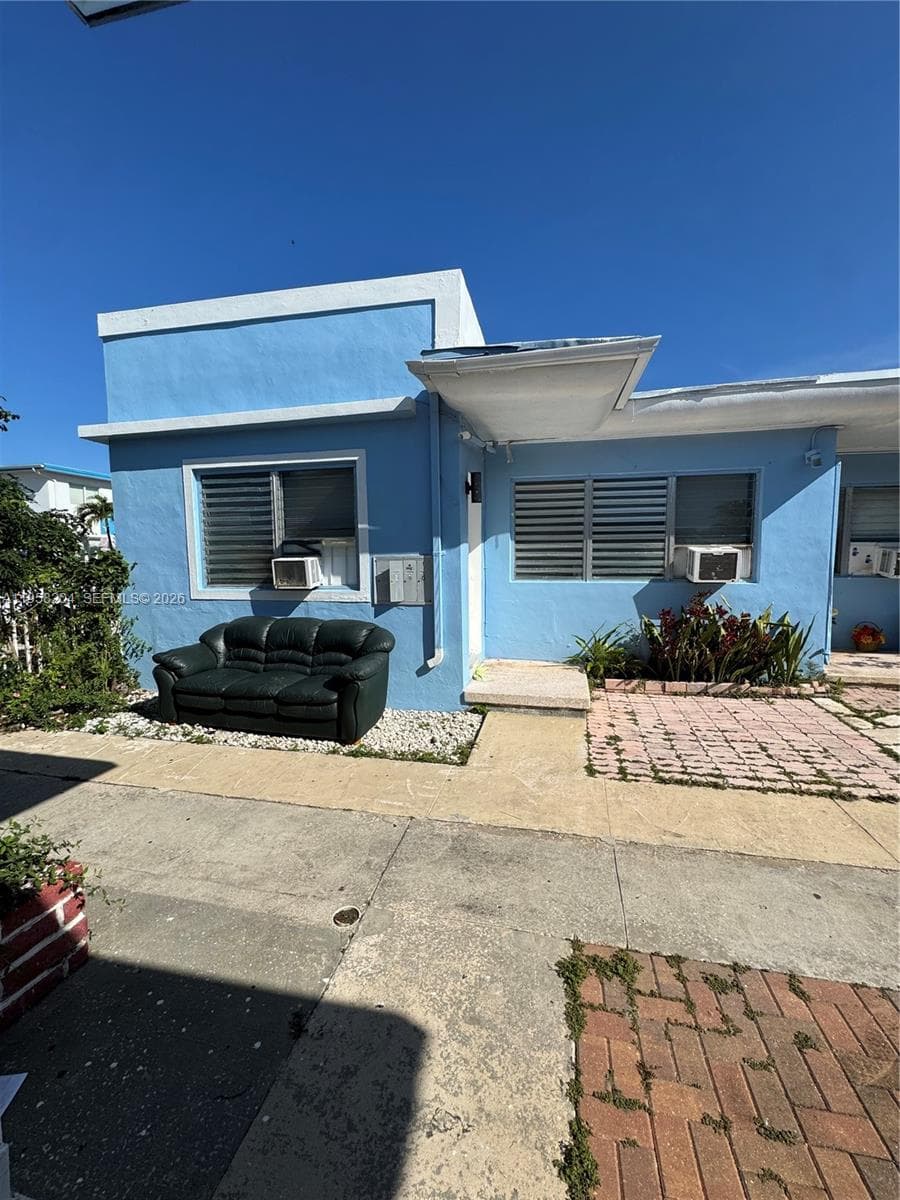 A11958204 — Miami Beach — 5
