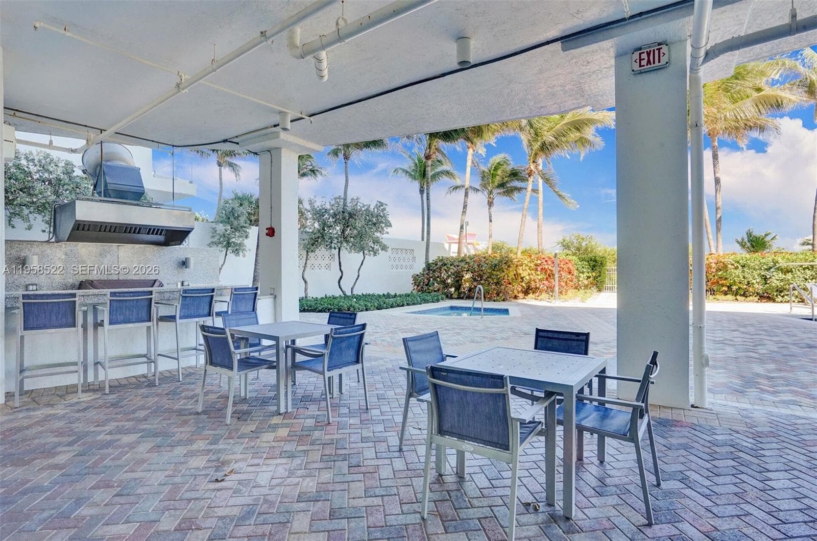 A11958522 — Miami Beach — 8