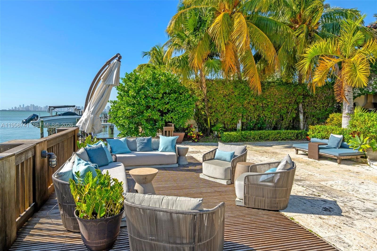 A11958741 — Miami Beach — 5