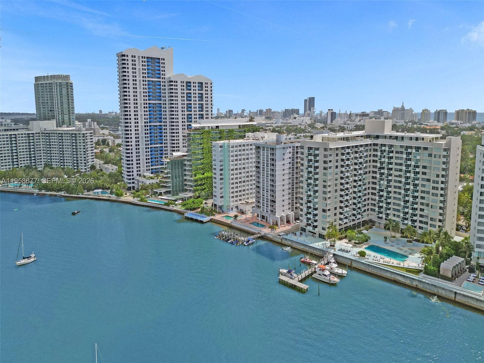 A11958877 — Miami Beach — 27