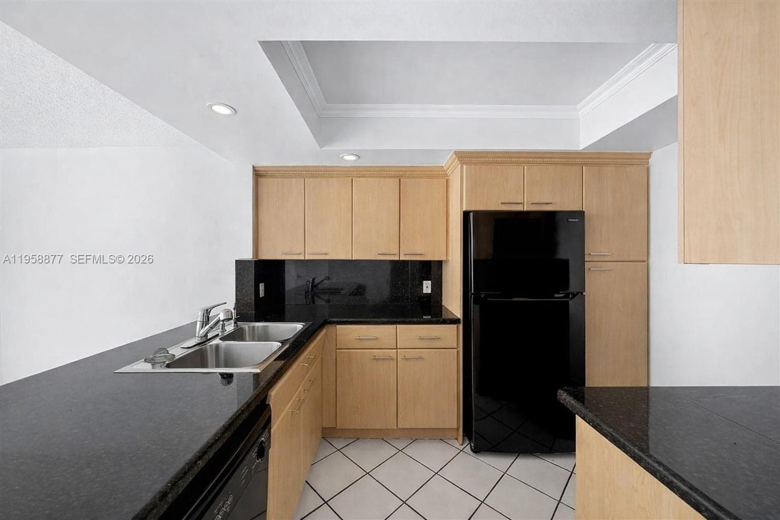 A11958877 — Miami Beach — 6