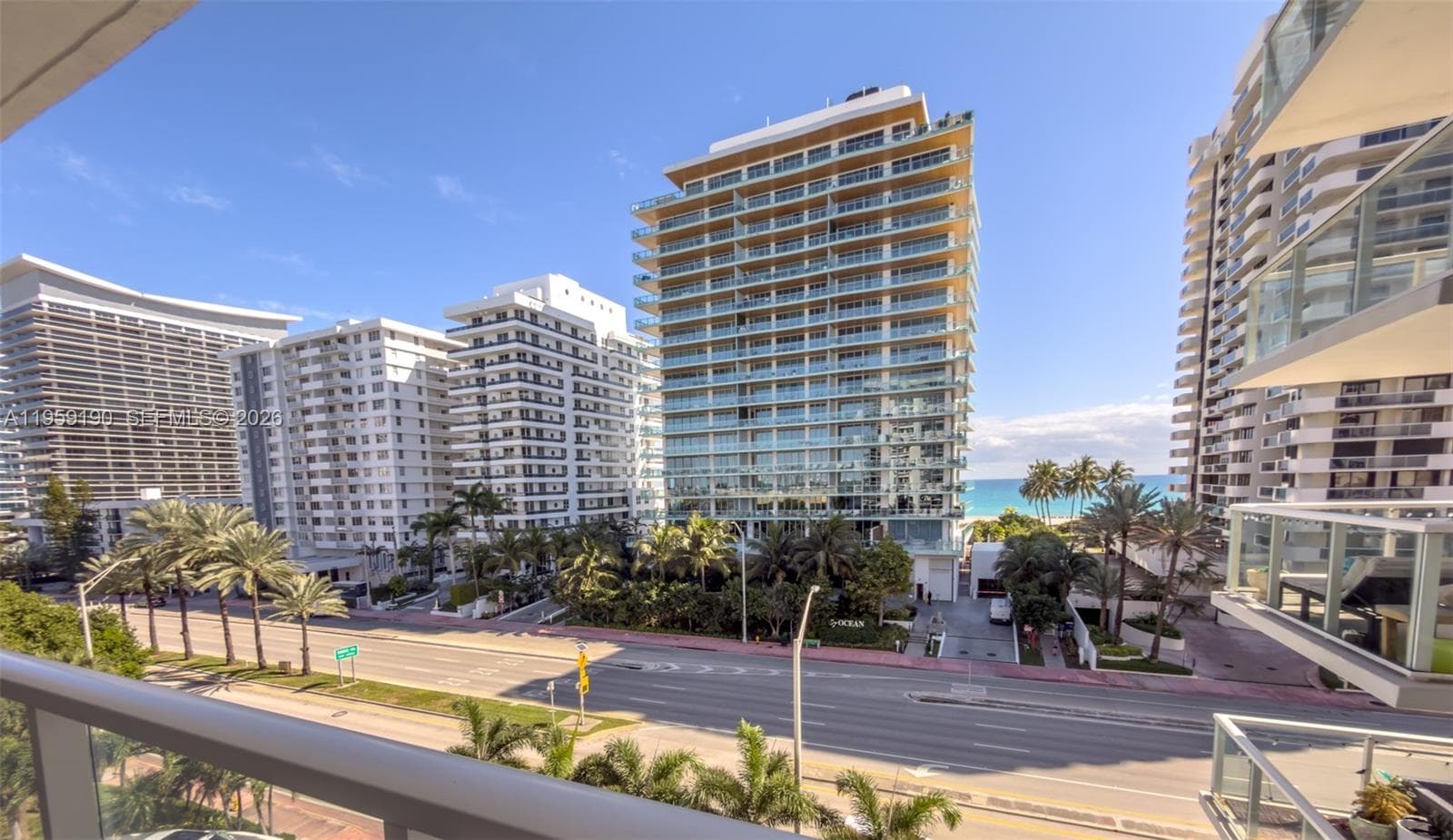 A11959190 — Miami Beach — 9