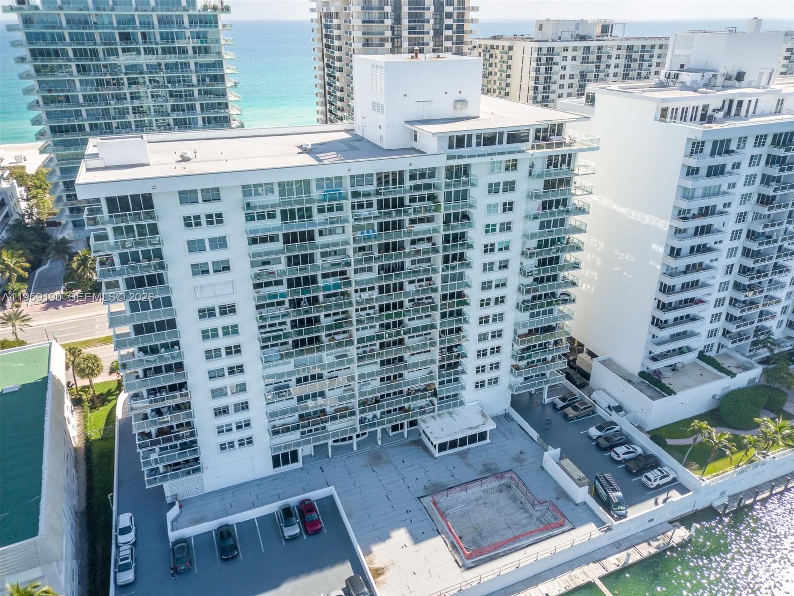A11959190 — Miami Beach — 4