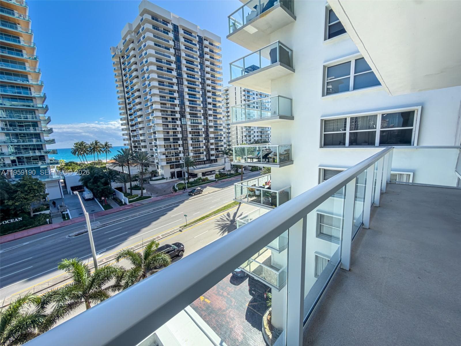 A11959190 — Miami Beach — 8