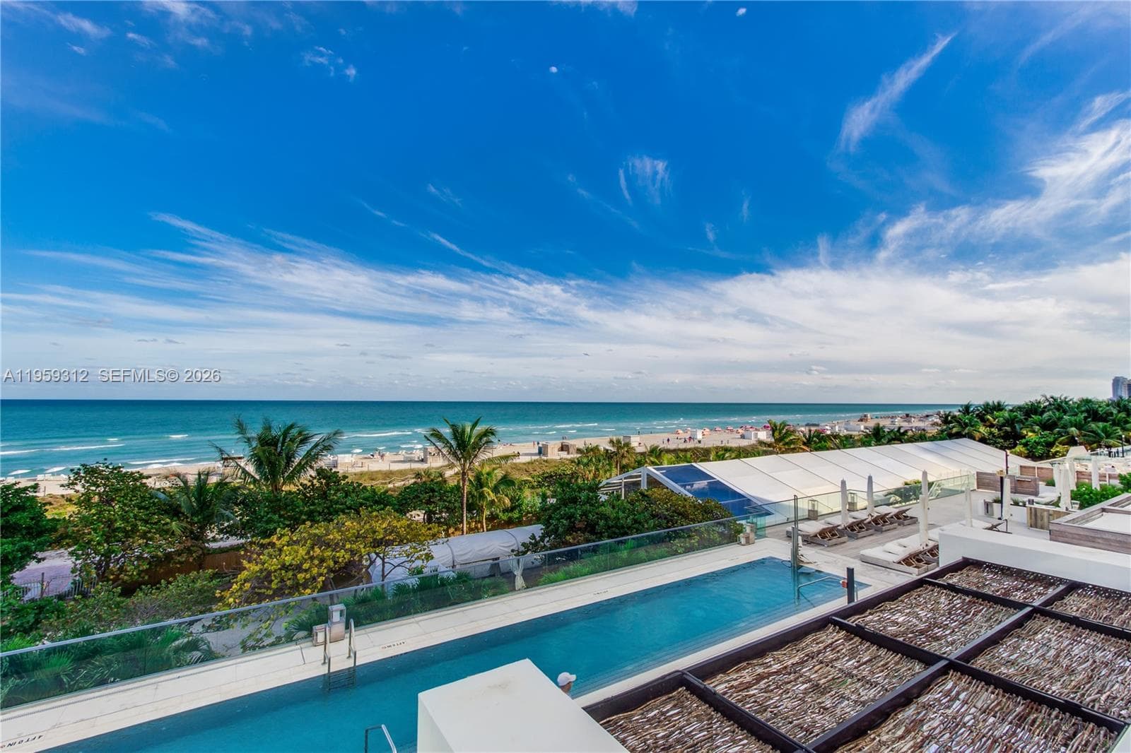A11959312 — Miami Beach — 19