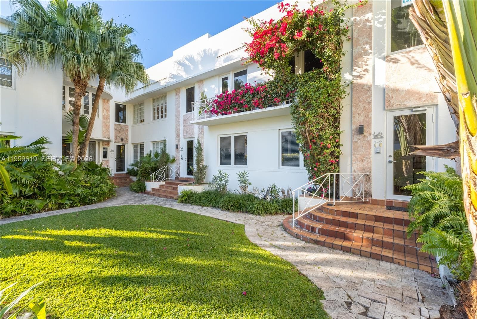A11959619 — Miami Beach — 2