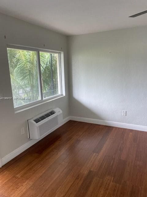 A11959707 — Miami Beach — 4