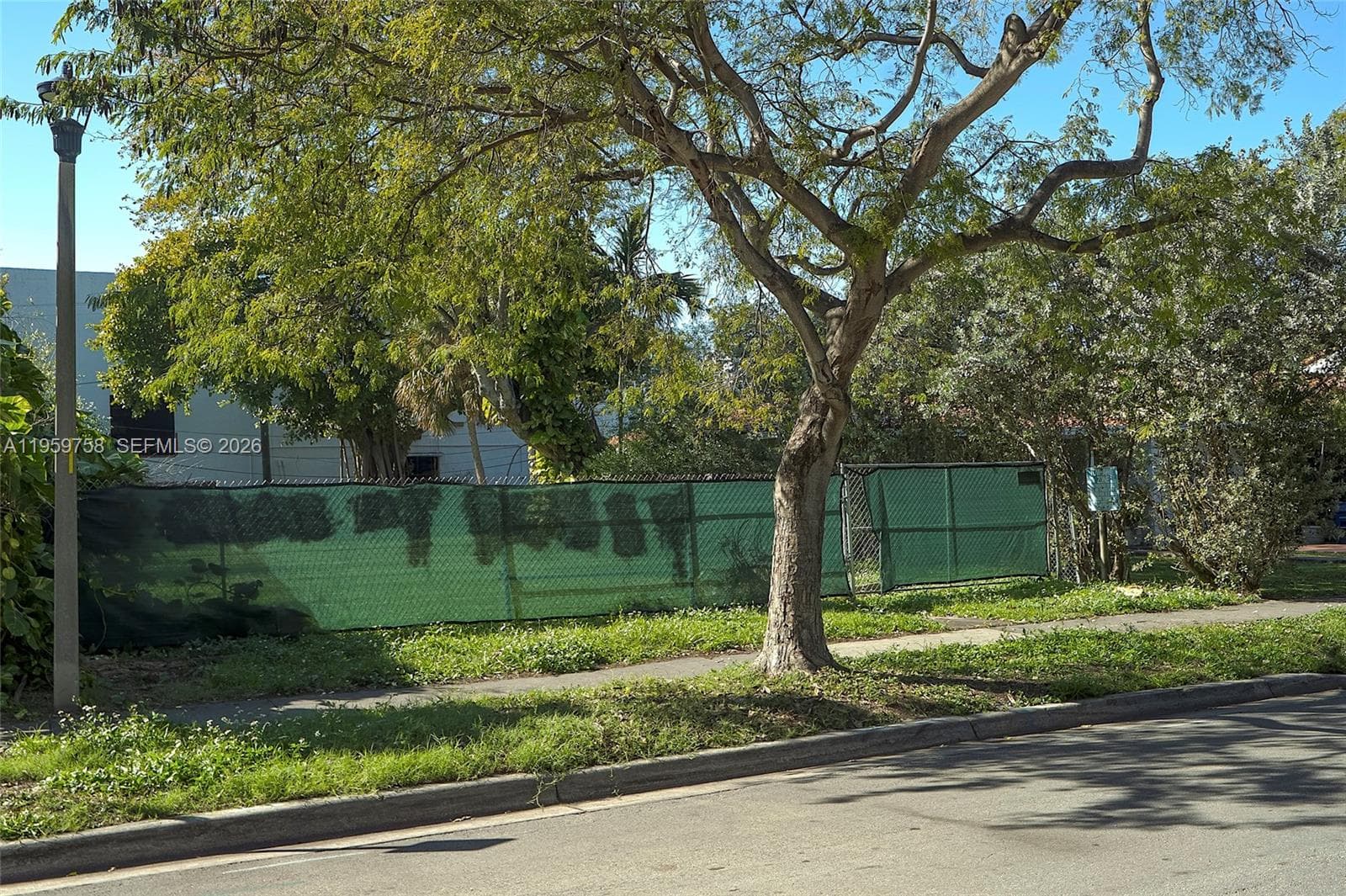 A11959758 — Miami Beach — 21