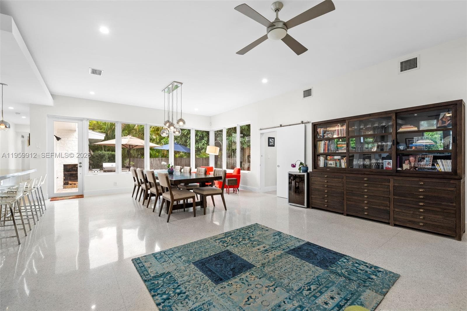 A11959912 — Miami Beach — 2