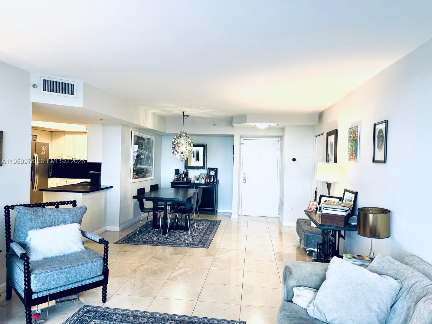 A11959976 — Miami Beach — 5