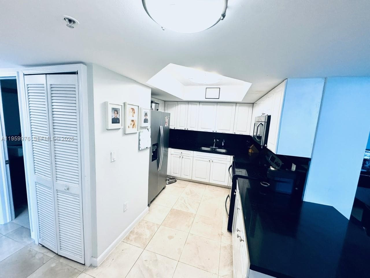 A11959976 — Miami Beach — 10