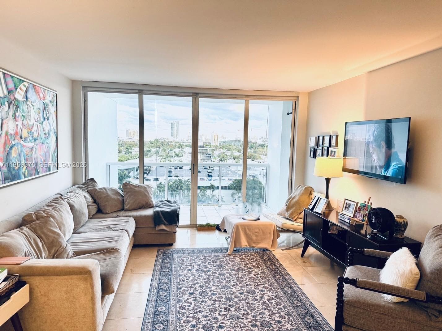 A11959976 — Miami Beach — 4