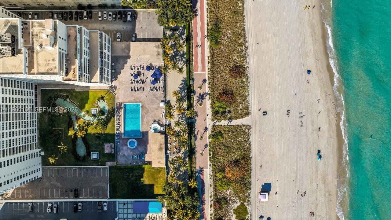 A11960156 — Miami Beach — 7