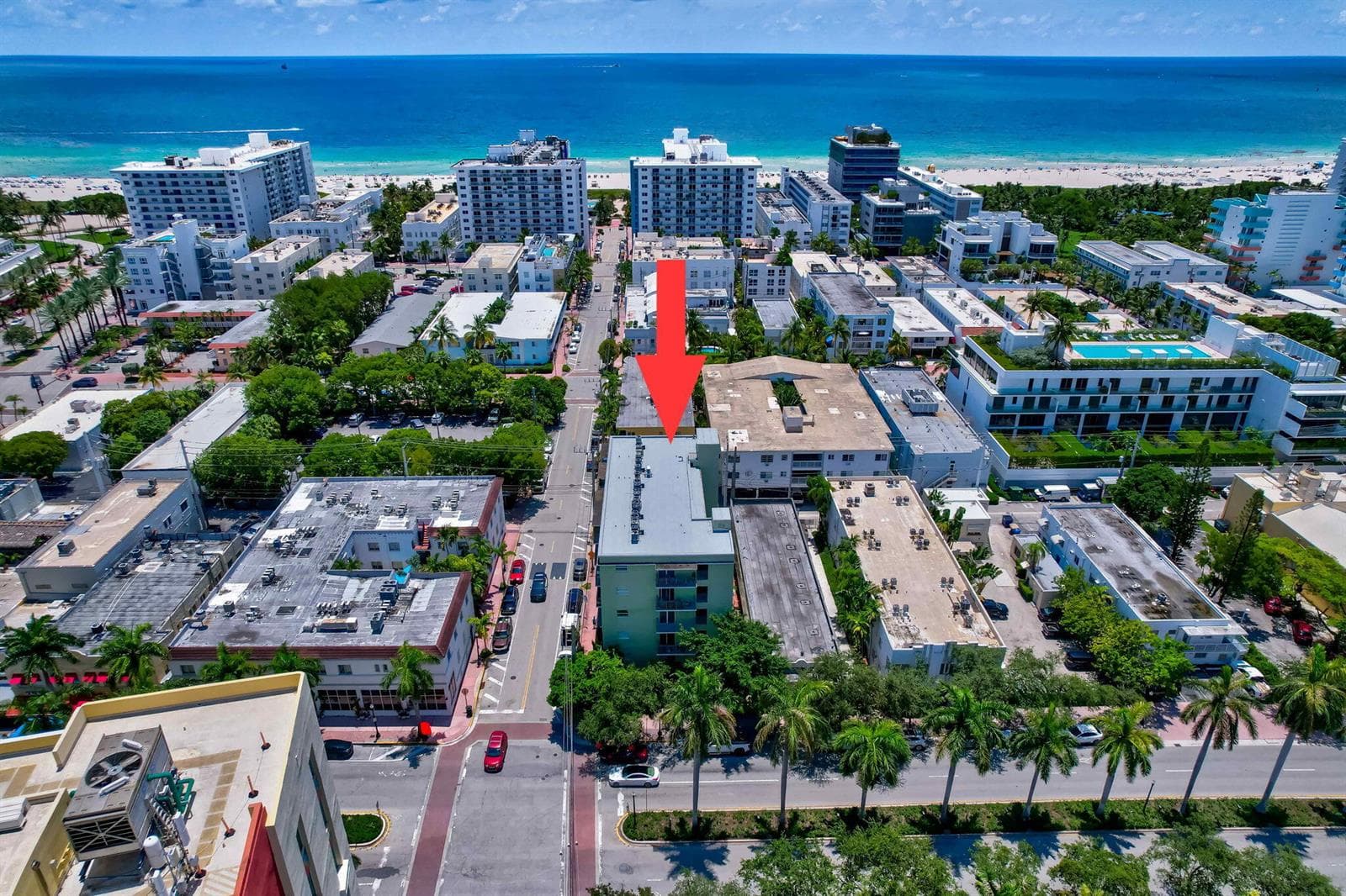 R11161219 — Miami Beach — 27