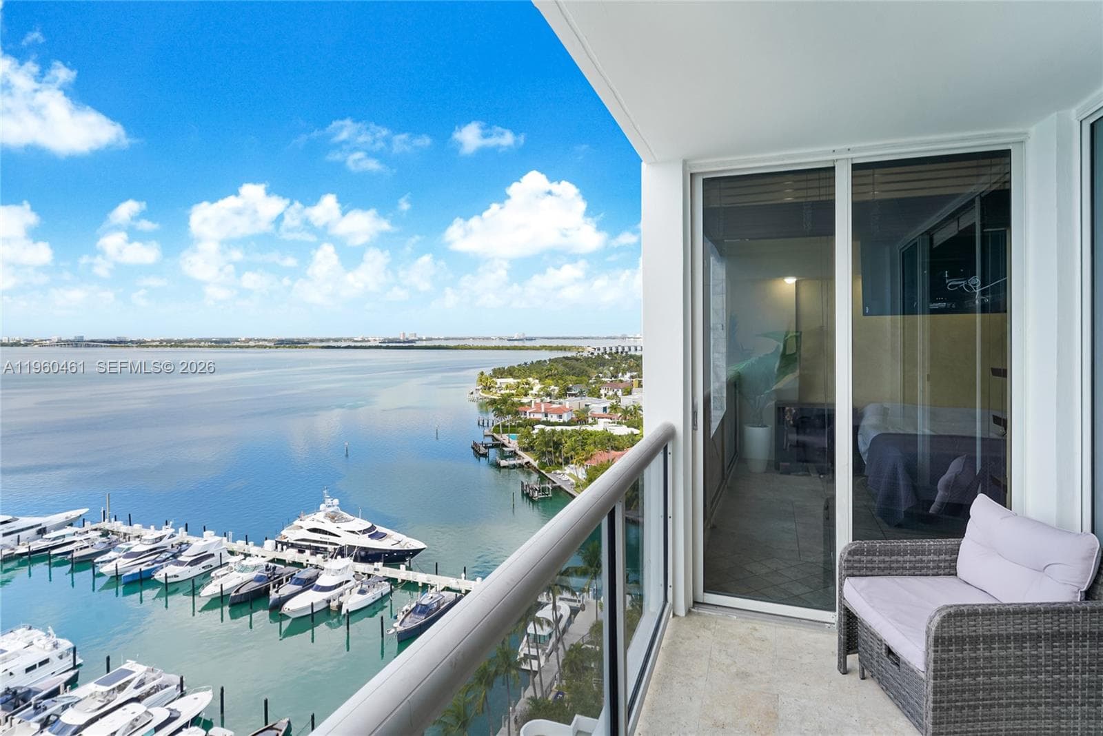 A11960461 — Miami Beach — 12