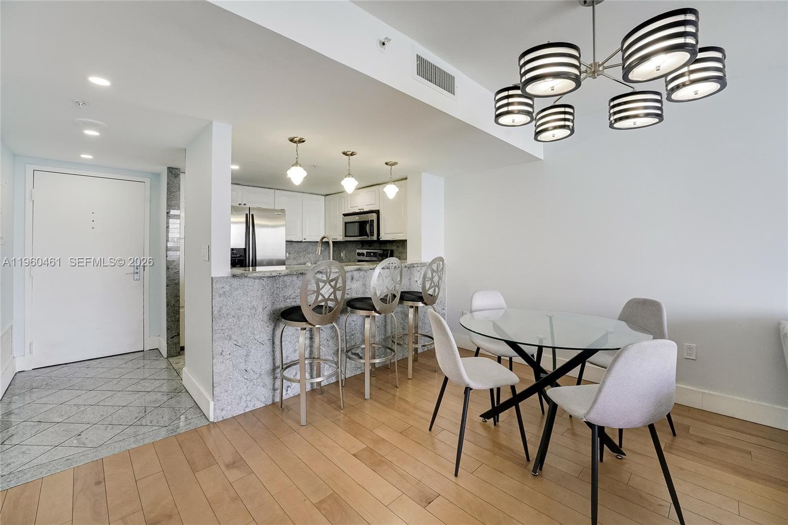 A11960461 — Miami Beach — 14
