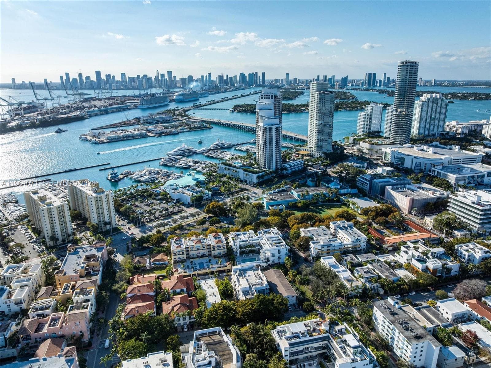 A11961071 — Miami Beach — 59