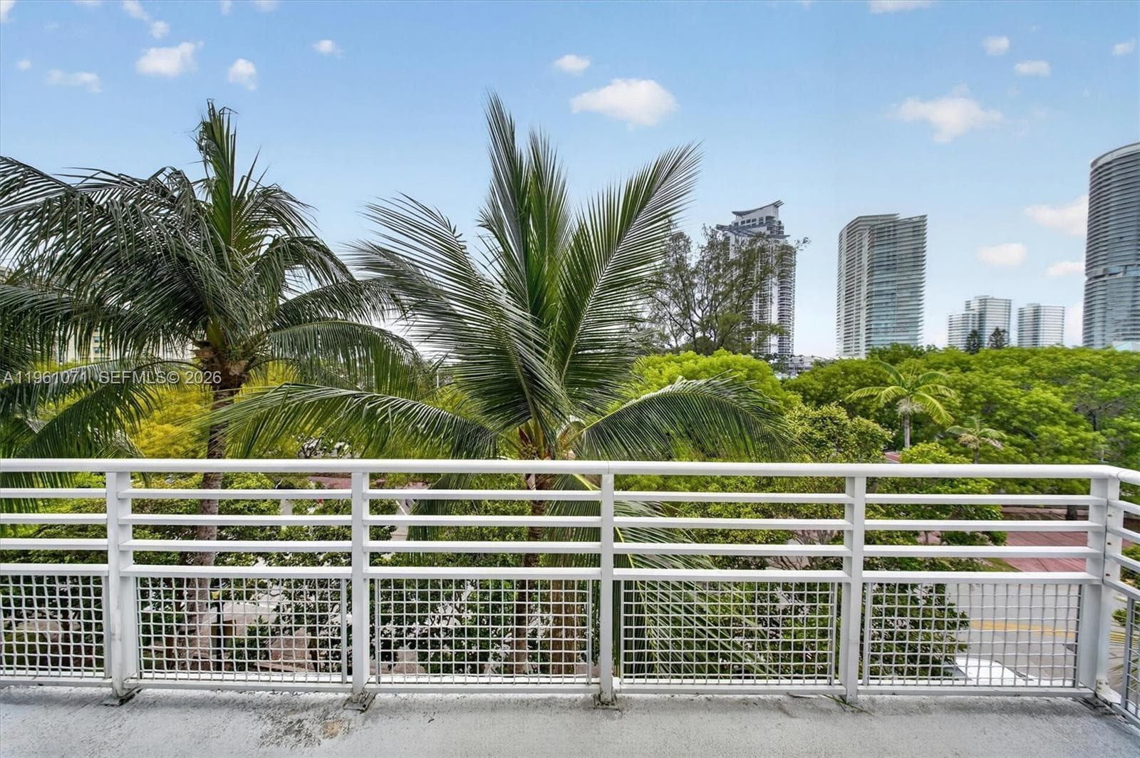 A11961071 — Miami Beach — 39