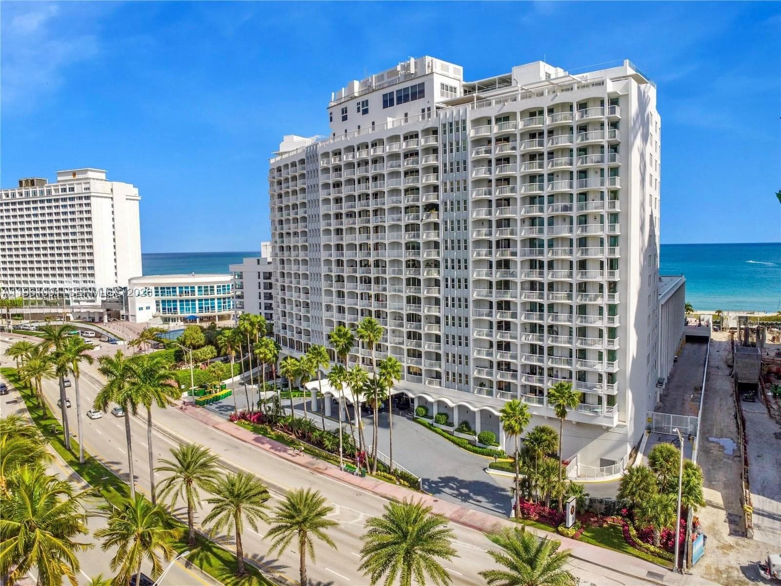 A11961091 — Miami Beach — 31