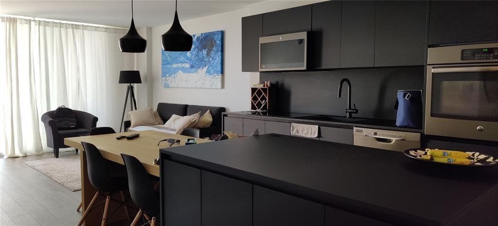 F10551034 — Miami Beach — 4