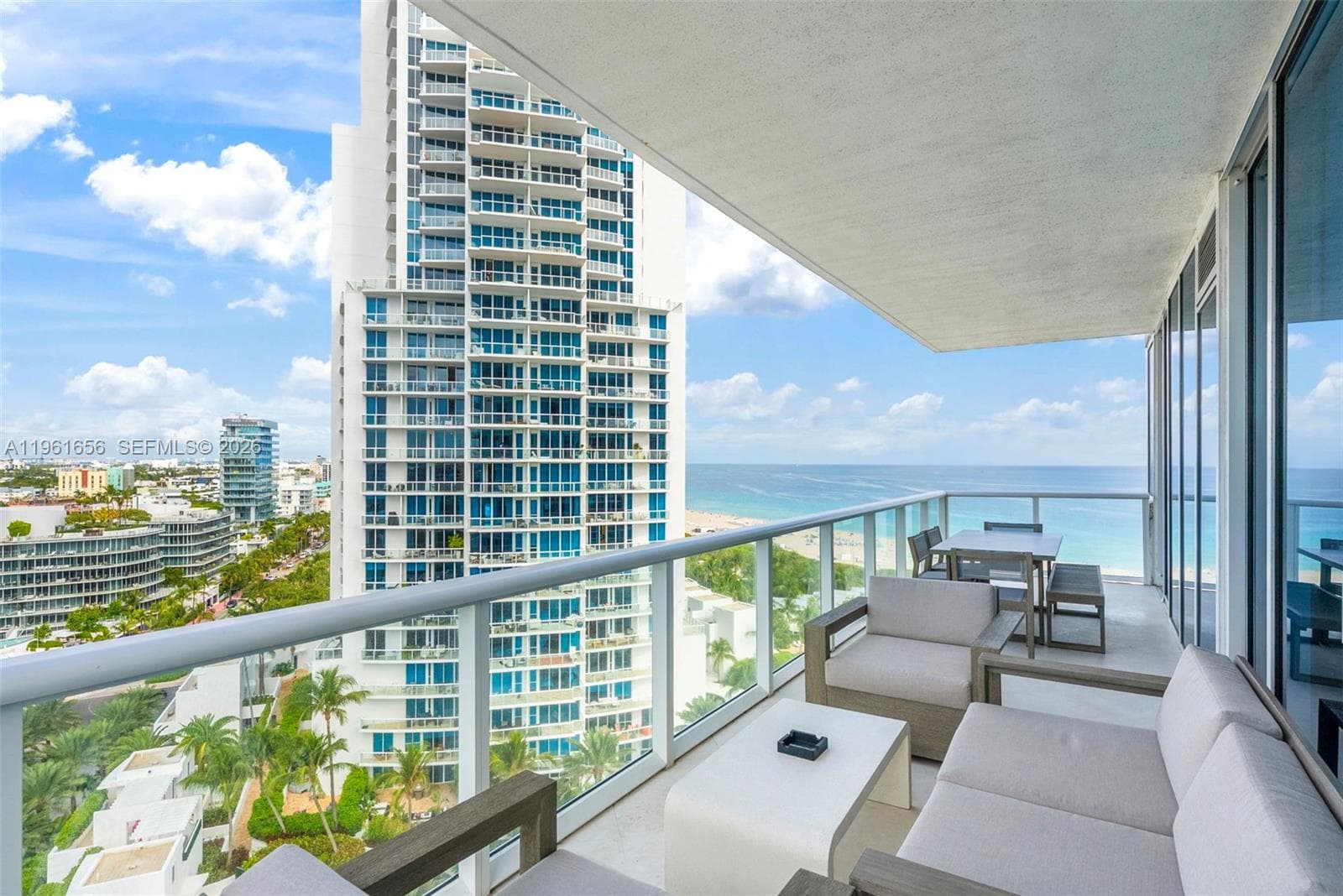 A11961656 — Miami Beach — 12