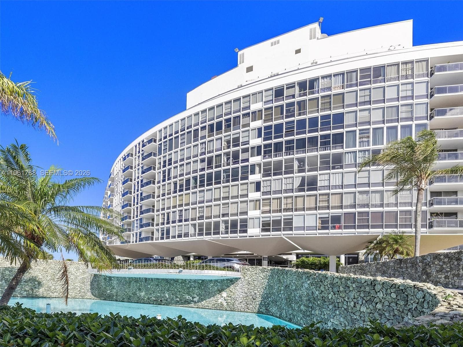A11961768 — Miami Beach — 47